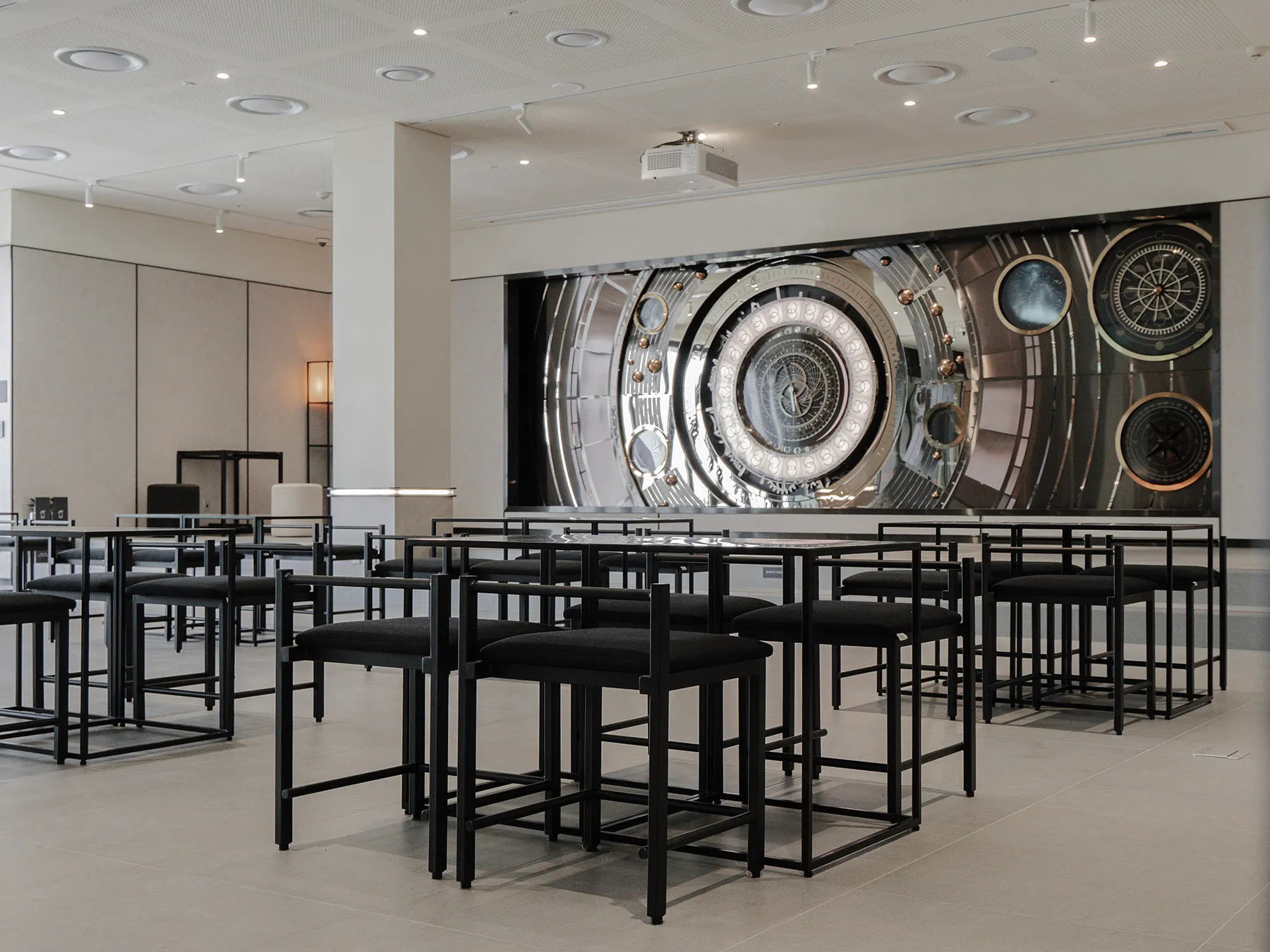 Cafe La 1